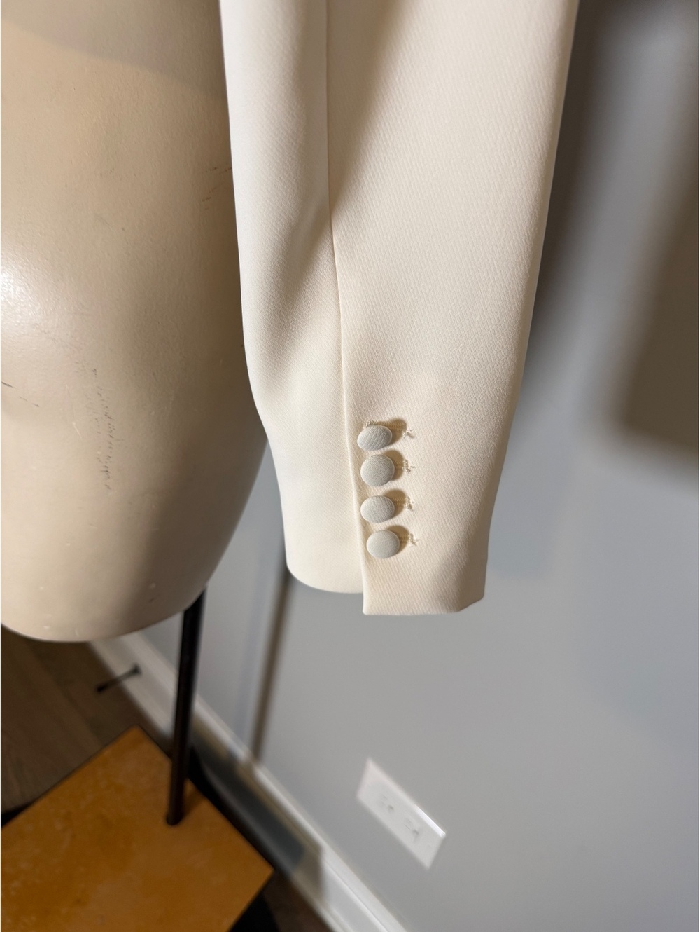 Good American Women's Cream Utility Jacket Size M‎ - Picture 8 of 12